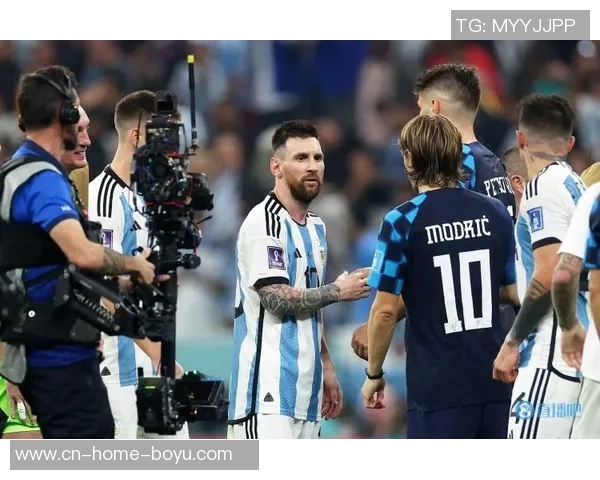 尤文图斯将对40岁莫德里奇实施双人协防战术以示尊重 尤文图斯将对40岁莫德里奇实施双人协防战术以示尊重