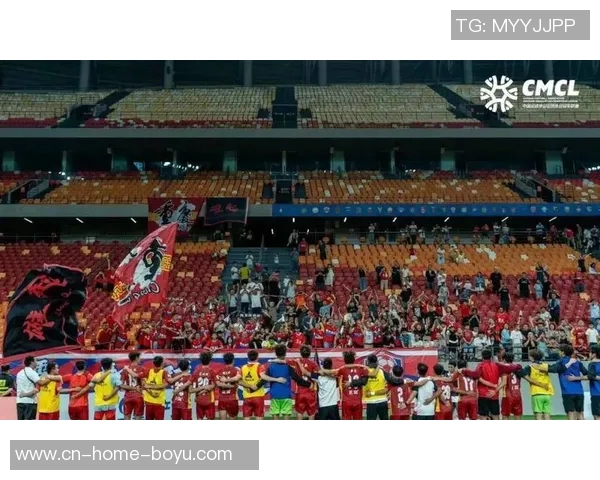 团结一心我们将全力以赴迎战剩余三场比赛不辜负球迷的支持与期待 团结一心我们将全力以赴迎战剩余三场比赛不辜负球迷的支持与期待