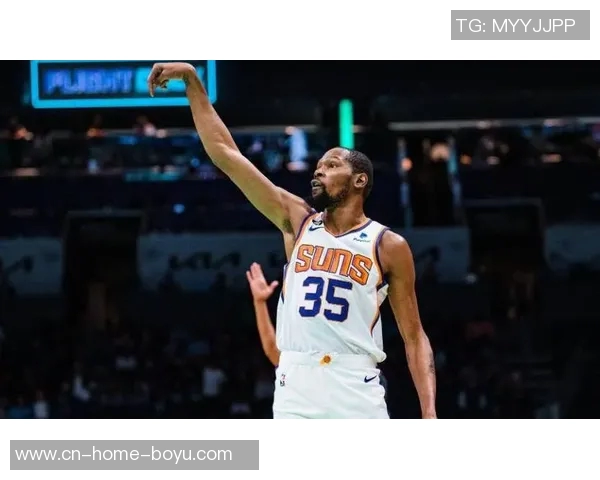 杜兰特因家庭事务缺席对阵太阳和勇士的客场比赛引发关注 杜兰特因家庭事务缺席对阵太阳和勇士的客场比赛引发关注